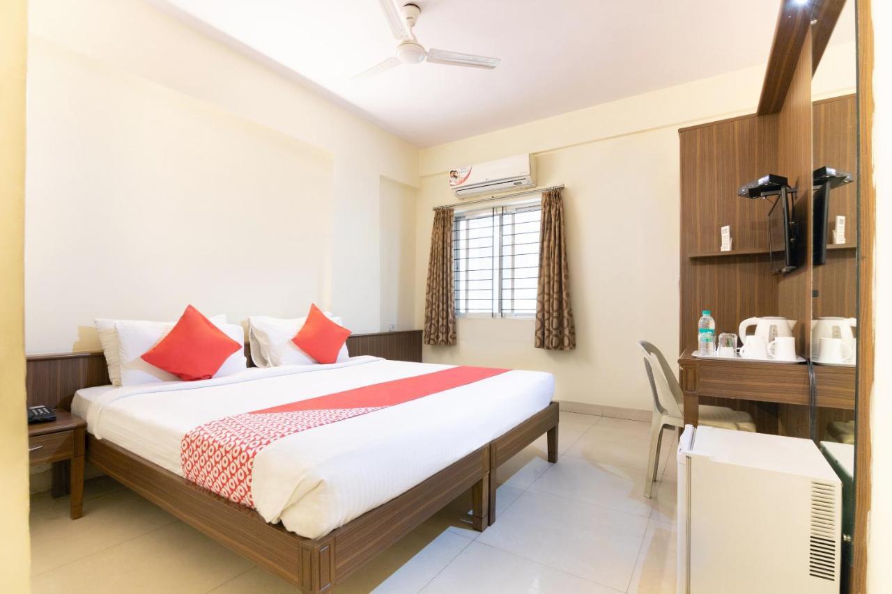 Mg Road One Hotel Bangalore Exterior foto