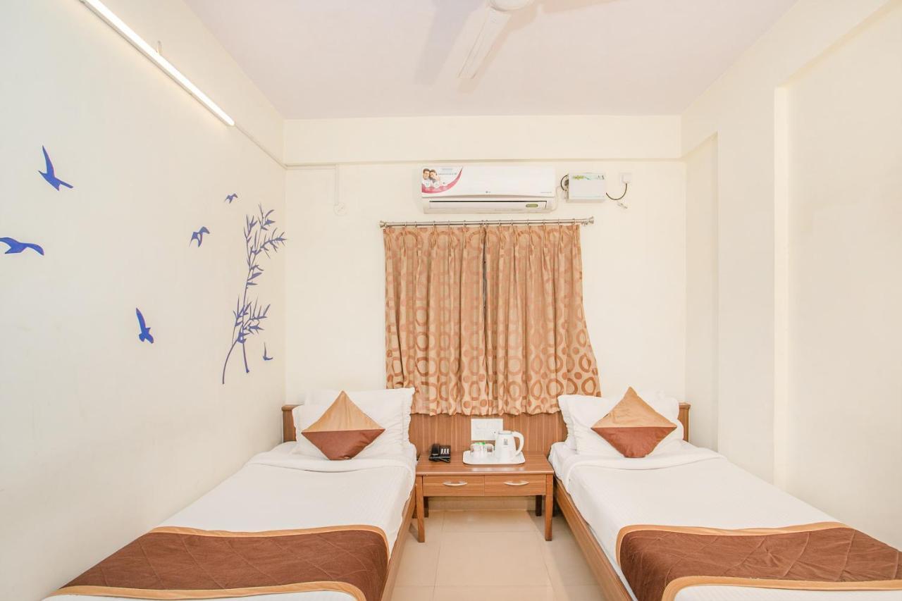 Mg Road One Hotel Bangalore Exterior foto